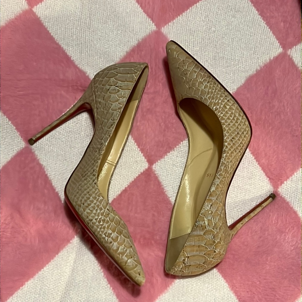 Christian Louboutin Cork décolleté heels